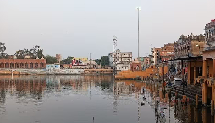 deoghar,spiritual destination,serene retreat,pilgrimage site,sacred place,tranquil escape,religious significance,serenity and spirituality,divine ambiance,pristine landscapes,meditative retreat,peaceful sanctuary,spiritual exploration,holy pilgrimage,tranquility and devotion