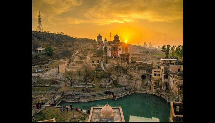 pakistan,katasraj temple,shiv katasraj  temple