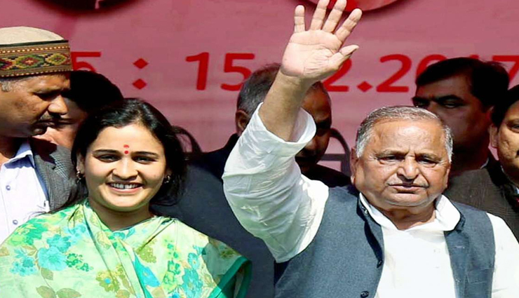 UP Election 2022 : सियासी गलियारों के बीच शिवपाल यादव ने दी अपर्णा को नसीहत; सपा में ही रहें, काम करें फिर मांगें टिकट 