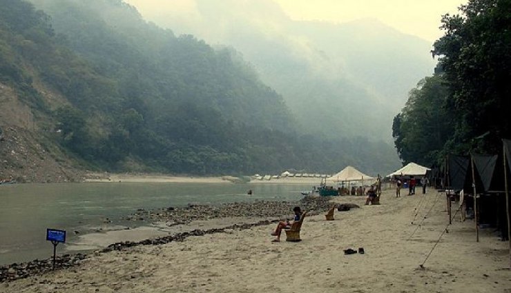 must visit places in rishikesh,top attractions in rishikesh,best spiritual places in rishikesh,adventure activities in rishikesh,rishikesh sightseeing spots,yoga and meditation in rishikesh,rishikesh temples to visit,adventure travel in rishikesh,best places for river rafting in rishikesh,rishikesh sacred sites and temples