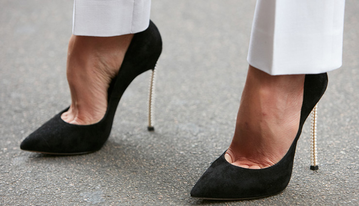 household,5 ways to maintain life of your shoes,tips to take care of shoes,shoes care tips