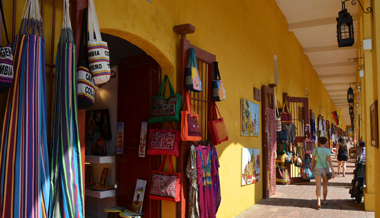 la serrezuela,plaza de las bovedas,mercado bazurto,abaco libros y cafe,tienda beatriz camacho,cubavera,shopping in cartagena,cartagena,colombia