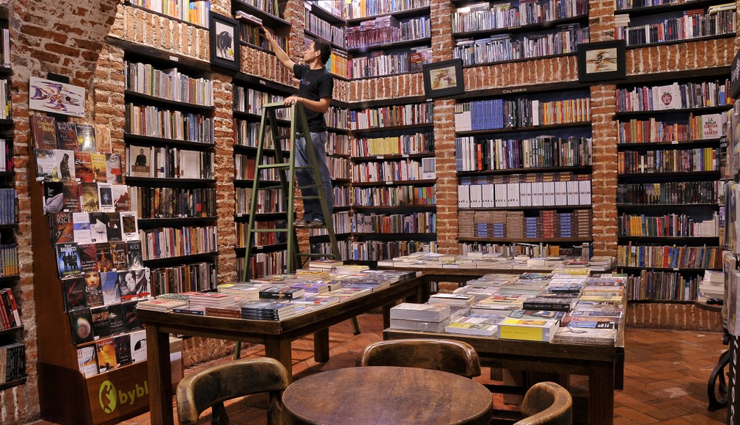 la serrezuela,plaza de las bovedas,mercado bazurto,abaco libros y cafe,tienda beatriz camacho,cubavera,shopping in cartagena,cartagena,colombia