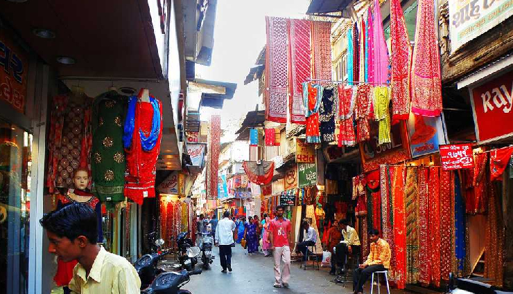 10 Best Places for Shopping in Gujarat