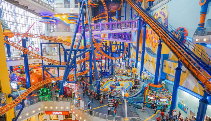 largest shopping malls,largest shopping malls in the world,shopping malls,siam paragon in bangkok,thailand,berjaya times square in kuala lumpur,malaysia,golden resource mall in beijing,china,istanbul cevahir in istanbul,turkey,west edmonton mall in edmonton,canada