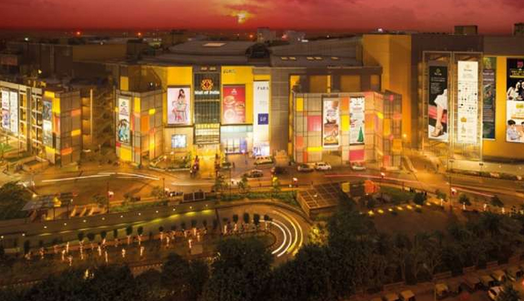 lulu international shopping mall,kochi,world trade park,jaipur,phoenix market city,mumbai,dlf mall of noida,vr mall,chennai,sarath city capital mall,hyderabad,luxury shopping malls,luxury shopping malls in india