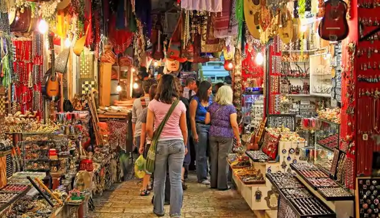 सस्ते दामों की शॉपिंग के लिए जाने जाते है मुंबई के ये थोक बाजार, दूर-दूर से आते हैं लोग यहां खरीददारी करने 