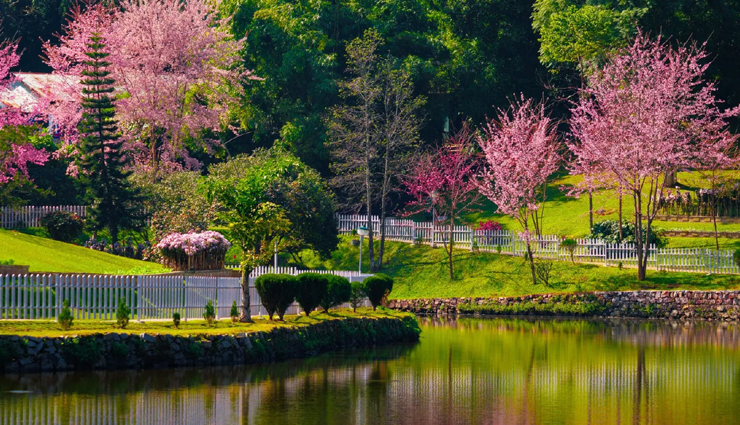 this famous location of the country is known for the shooting of bollywood films.,holiday,travel,tourism