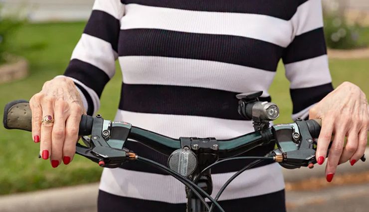 shoulder pain,causes of shoulder pain,Health tips,fitness tips