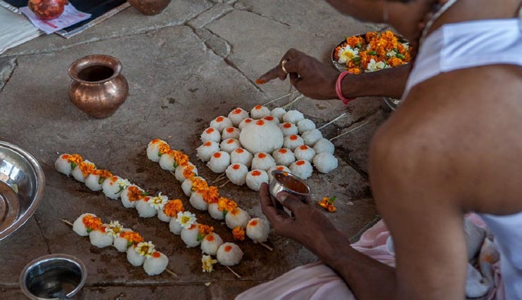 Shraddha 2021 : राशि अनुसार इन उपायों को कर पाए पूर्वजों का आशीर्वाद