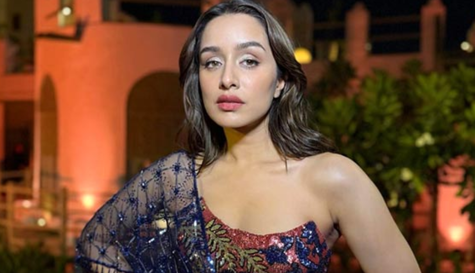 2 News : श्रद्धा कपूर ने बताया दिवाली पर खाई कितनी मिठाई, नागा चैतन्य और शोभिता धुलिपाला ने कराया फोटोशूट