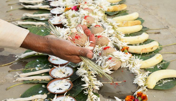 सर्वपितृ अमावस्या : आज श्राद्ध का अंतिम दिन, इन कार्यों के साथ संपन्न कर पाएं पितरों का आशीर्वाद astrology tips,astrology tips in hindi,sarvapritri amavasya,shraddha 2020,shraddha rules