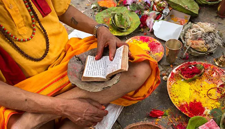 पाना चाहते हैं श्राद्ध पक्ष में पितरों का आशीर्वाद, करें इन चीजों का दान 