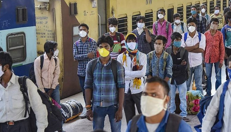 श्रमिक स्पेशल ट्रेनों का सफर बना प्रवासी मजदूरों के लिए मुसीबत, 30 घंटे का रास्ता, लग रहे 4 दिन, भूख-प्यास से बेहाल 