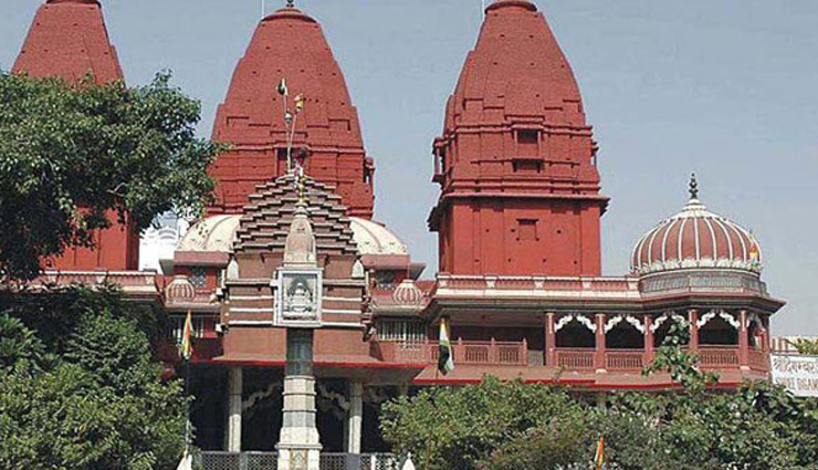 सांप्रदायिक एकता का समागम हैं राजधानी दिल्ली, जाएं तो जरूर करें इन धार्मिक स्थलों का दीदार delhi temples,best temples in delhi,temple tour delhi,spiritual places in delhi,famous temples in delhi,delhi temple guide,top hindu temples in delhi,religious sites in delhi,explore temples of delhi,divine retreats in delhi