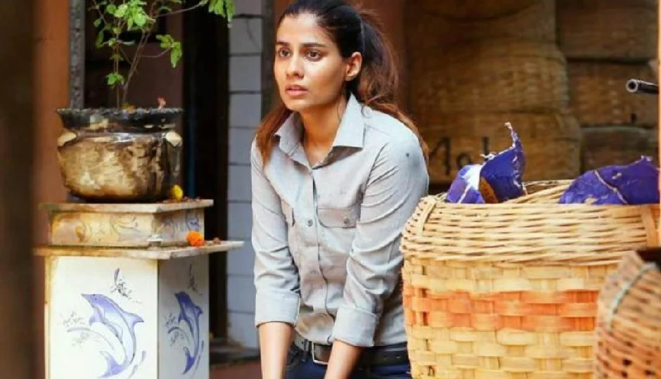 रियल लाइफ में कहर ढा रहीं ‘द फैमिली मैन 3’ की जोया, वायरल तस्वीरों ने उड़ाए फैंस के होश