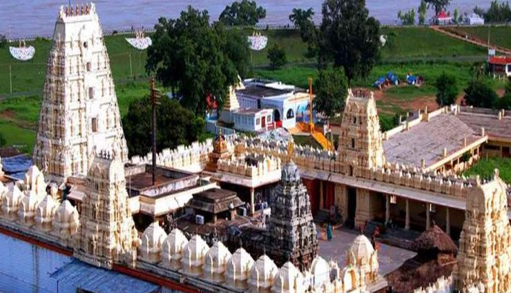 देश के प्रसिद्द राम मंदिर, लगता है भक्तों का जमावड़ा ram temple,famous ram temple,gathering of devotees,ayodhya,raghunath temple,karnataka