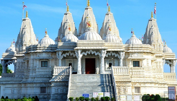 bhuj,tourist places in bhuj,bhuj gujarat,gujarat tourism,tourist places in bhuj,travel,travel guide