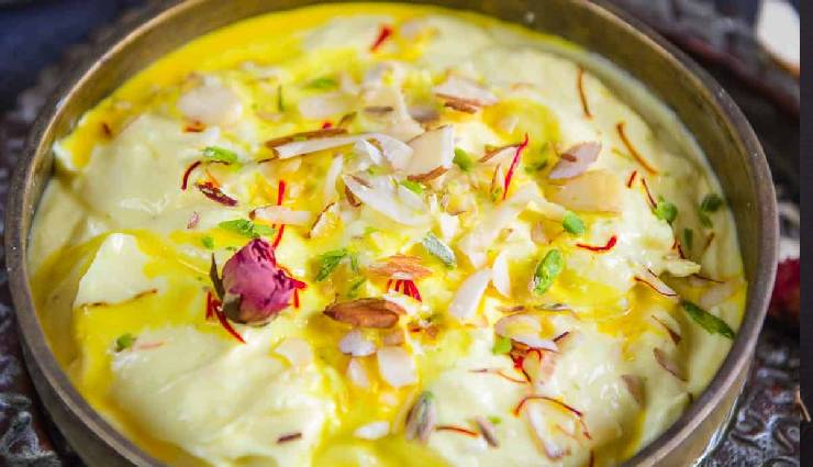 झटपट तैयार हो जाता है श्रीखंड, हो रहा है कुछ मीठा खाने का मन तो फिर आजमाएं ये स्वीट डिश #Recipe