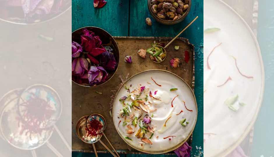 Creamy Gujarati Style Shrikhand Recipe