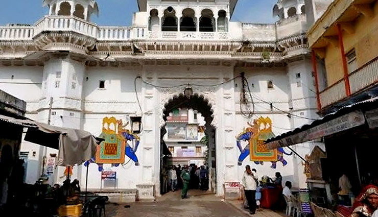 कोरोना वायरस : इस मंदिर में रोजाना केवल 200 श्रद्धालु ही कर सकेंगे भगवान के दर्शन 