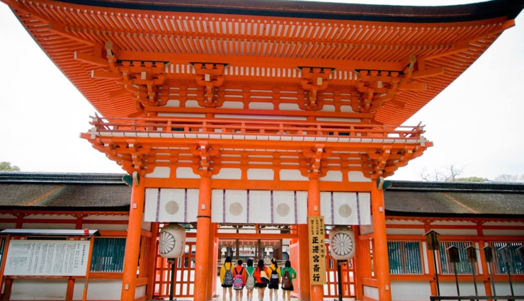 shrines in japan,japan,kunōzan tōshō-gū,mii-dera,mikami shrine,hiyoshi taisha,ujigami shrine,shimogamo shrine,kamigamo shrine,daigo-ji,toyokuni shrine,kitano tenmangū,japan