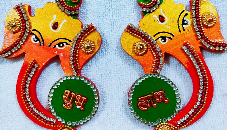 इन 5 चीजों से सजाए घर का मुख्य द्वार, खुशियों से भर जायेगा आपका घर five things at the entrance of the house,five things on the main door off house,key to happiness in house,household tips,entrance gate tips,home decor