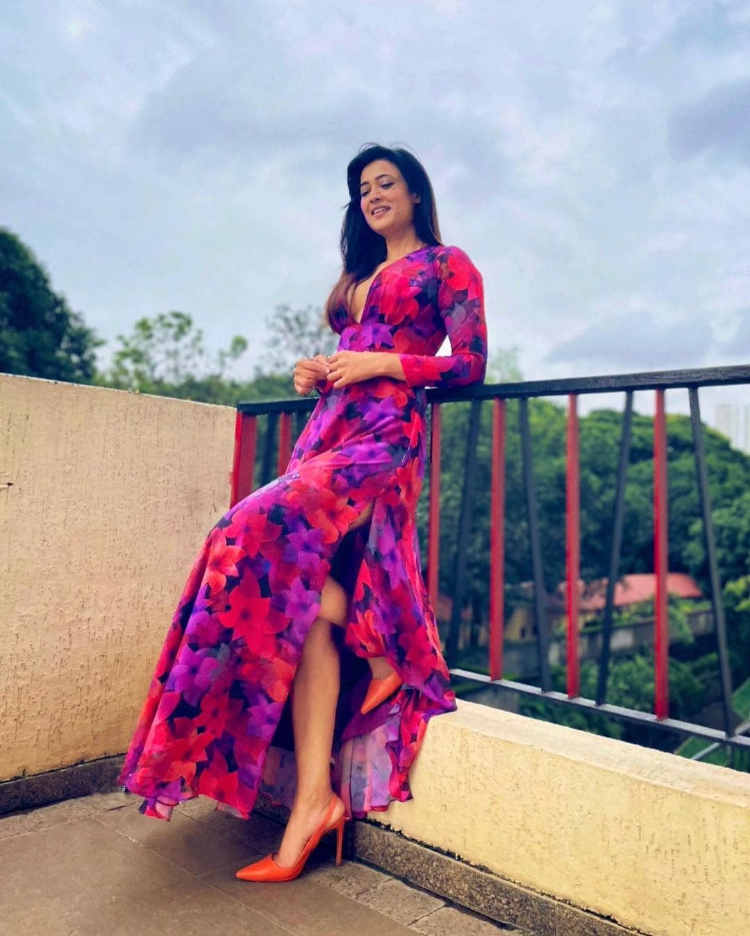 shweta tiwari,shweta tiwari hot photos,shweta tiwari viral photos,shweta tiwari hot pics,entertainment