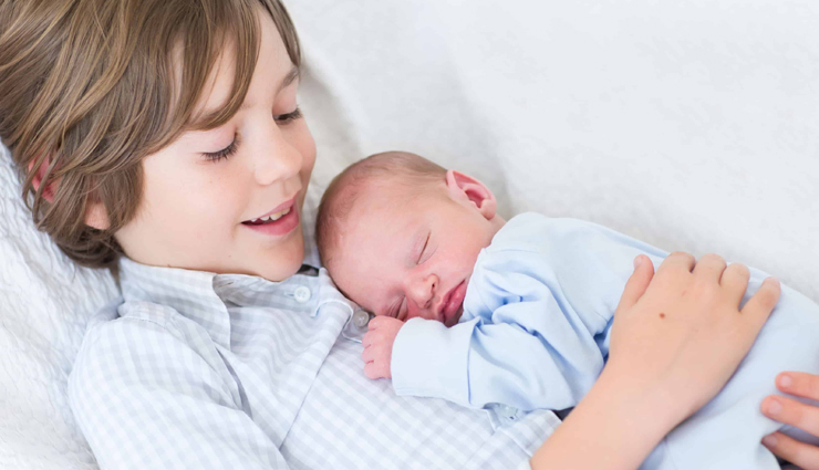 younger sibling,younger sibling relations,relationship tips,relationship