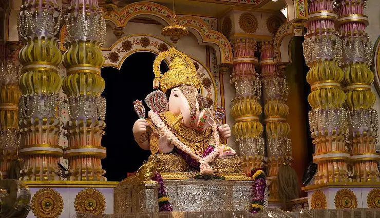 mumbai tourist places,places to visit in mumbai,mumbai attractions,mumbai travel guide,famous places in mumbai,mumbai sightseeing,things to do in mumbai,best time to visit mumbai,mumbai street food,how to reach mumbai