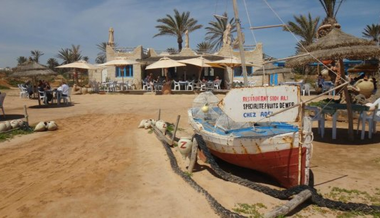 tunisia,beach restaurants in tunisia,5 most amazing beach restaurants in tunisia,restaurant sidi ali,el kastil,cafe sidi salem la grotte,bocca beach,le pirate,travel,holidays,travel guide,travel tips
