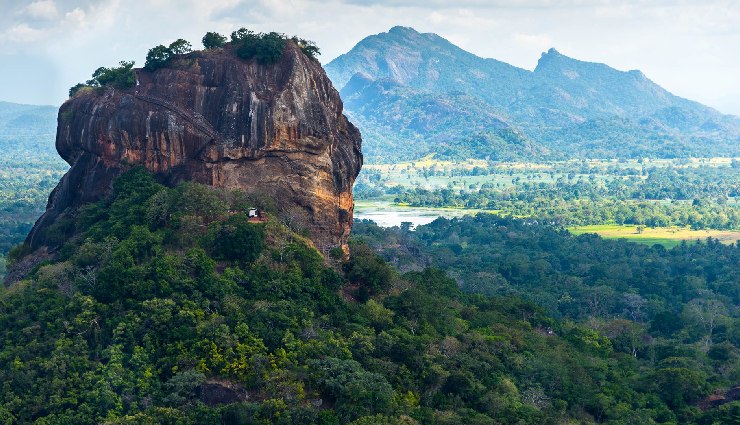 adventure activities in sri lanka,things to do in sri lanka,sri lanka travel guide,sri lanka adventure sports,best places for adventure in sri lanka,hiking in sri lanka,surfing in sri lanka,diving in sri lanka,wildlife safari sri lanka,adrenaline activities sri lanka,sri lanka tourism,outdoor adventures sri lanka