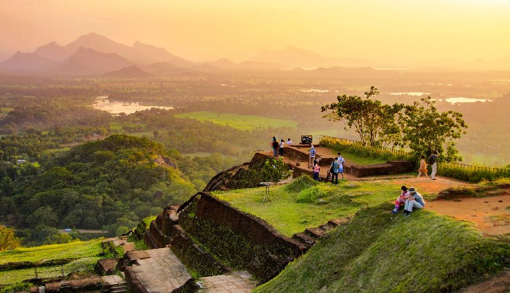10 Must Visit Tourist Attractions in Sigiriya