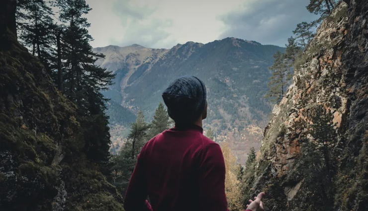 sigma male traits,characteristics of a sigma male,sigma male personality,sigma male vs alpha male,sigma male mindset,sigma male behavior,sigma male lifestyle,signs of a sigma male,sigma male psychology,sigma male strengths