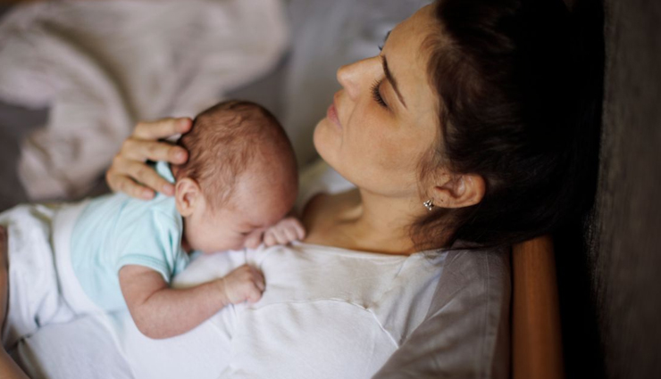 single motherhood,challenges of single mothers,emotional strain single mothers,mental health of single moms,psychological effects of single motherhood,struggles of single mothers,emotional impact of single parenting,resilience of single mothers,support for single mothers,difficulties of being a single mom