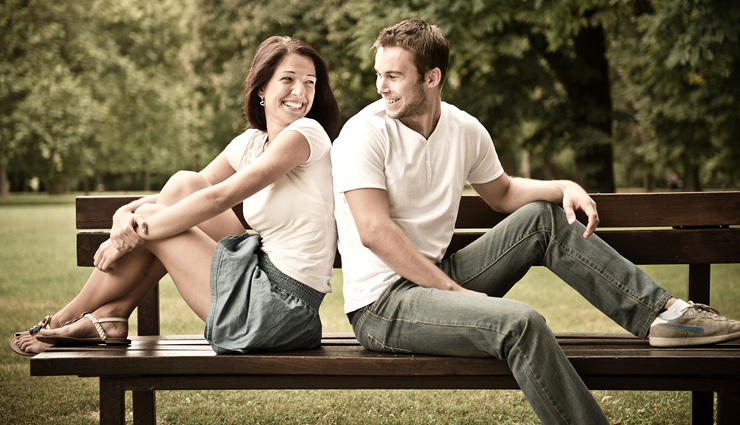 5 Signs That Show Whether He Wants To Be in a Relationship or Not