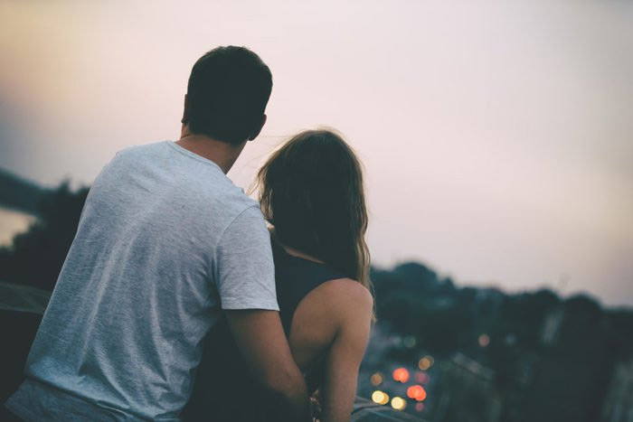 ये इशारे दर्शाते है ब्वॉयफ्रेंड का कंजूस होना, आप भी जानें और परखे stingy boyfriend signs,judging boyfriend,relationship tips