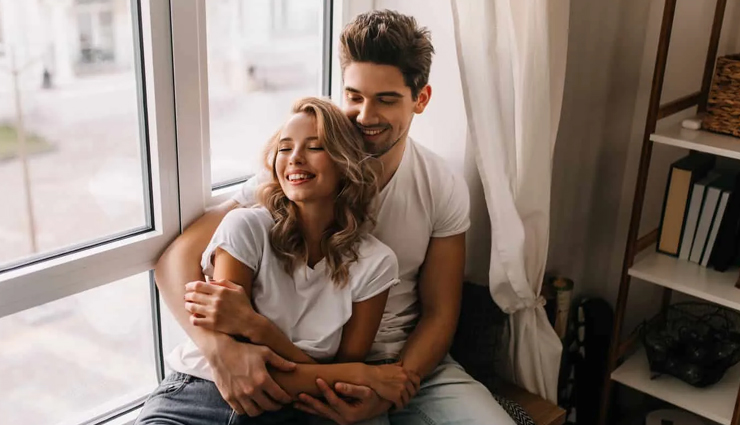 signs of unrecognized attraction,unconscious signs of liking someone,indications of hidden feelings for someone,subtle signs of developing feelings for someone,unknowingly showing interest in someone,unconscious attraction signs,signs of liking someone without realizing it,undetected signs of romantic interest,subconscious signals of liking someone,unacknowledged signs of developing a crush