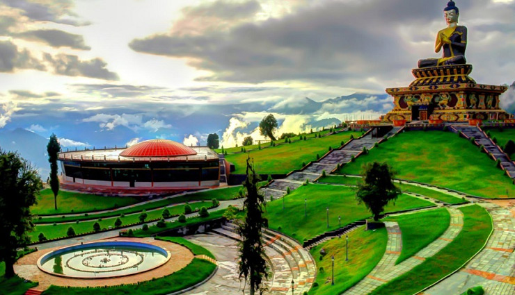 coronavirus,corona travel,tourism,holidays during corona pandemic,travel,holidays