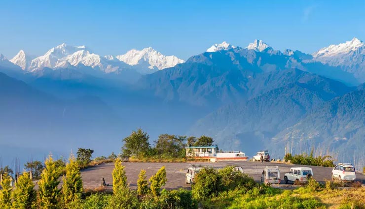 पहाड़ों से प्यार करते हैं तो चले आइये सिक्किम, लें यहां की इन खूबसूरत जगहों की सैर का मजा 