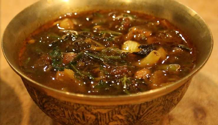 sikkim main dishes,popular sikkimese dishes,traditional food of sikkim,sikkim cuisine highlights,famous dishes in sikkim,sikkimese culinary delights,must-try foods in sikkim,sikkim food specialties,authentic sikkim cuisine,top dishes to try in sikkim