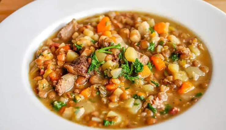 sikkim main dishes,popular sikkimese dishes,traditional food of sikkim,sikkim cuisine highlights,famous dishes in sikkim,sikkimese culinary delights,must-try foods in sikkim,sikkim food specialties,authentic sikkim cuisine,top dishes to try in sikkim