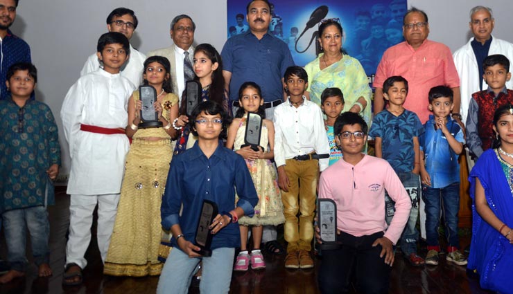 मूकबधिरों के लिए होगी विश्वविद्यालय की स्थापना - वसुन्धरा राजे