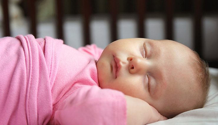 soothing techniques for cranky baby,calming a fussy baby at night,baby sleep solutions,tips for soothing a restless baby,nighttime baby fussiness remedies,baby sleep techniques for parents,gentle methods to calm cranky baby,infant sleep aid at night,coping with nighttime baby fussiness,sleep-friendly routines for babies