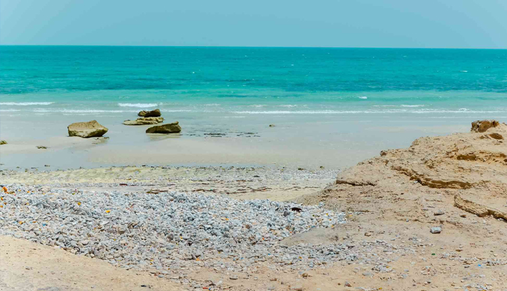 beaches to visit in doha,beautiful beaches to visit in doha,doha beaches,katara beach,four seasons beach,umm bab beach,sealine beach,inland sea,al thakira beach,zekreet beach,simaisma beach,banana island resort doha by anantara,fuwairit beach,travel,holidays,travel guide