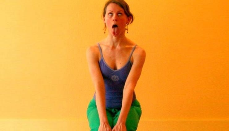 yoga poses for slim face,yoga for beautiful face,tips for slim face,Health tips,healthy living,simha mudra,jivha bandha,jalandhara bandha,fish face,cheek uplift