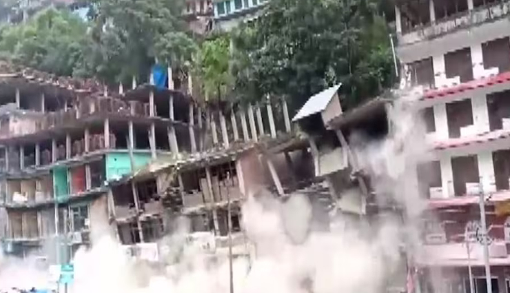 हिमाचल के कुल्लू में बारिश का कहर, 7 इमारतें ढहीं