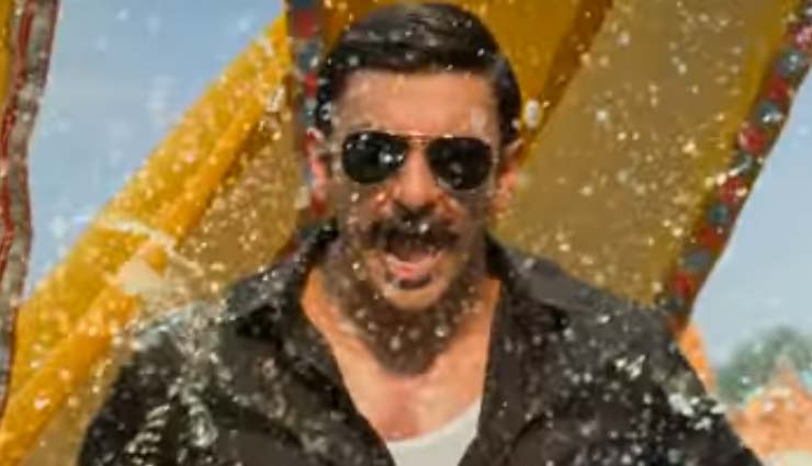 'सिम्बा' : ट्रेलर देखने के बाद आई सिंघम की याद, देखे वीडियो