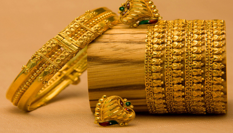 राजस्थान : 90,000 के पार हुआ सोना, रिकॉर्ड स्तर पर पहुँची चाँदी, लाइट वेट ज्वैलरी की बढ़ी माँग
