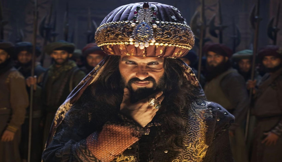 bollywood anti-heroes,shah rukh khan roles,randeep hooda performance,ranbir kapoor animal,saif ali khan negative roles,shahid kapoor kaminey,vicky kaushal raman raghav,ranveer singh padmaavat,bollywood villains,indian cinema grey characters,best bollywood anti-hero,iconic bollywood performances,complex bollywood characters,hindi film industry,dark roles in bollywood,bollywood news in hindi,hindi news,cine news,anti heroes